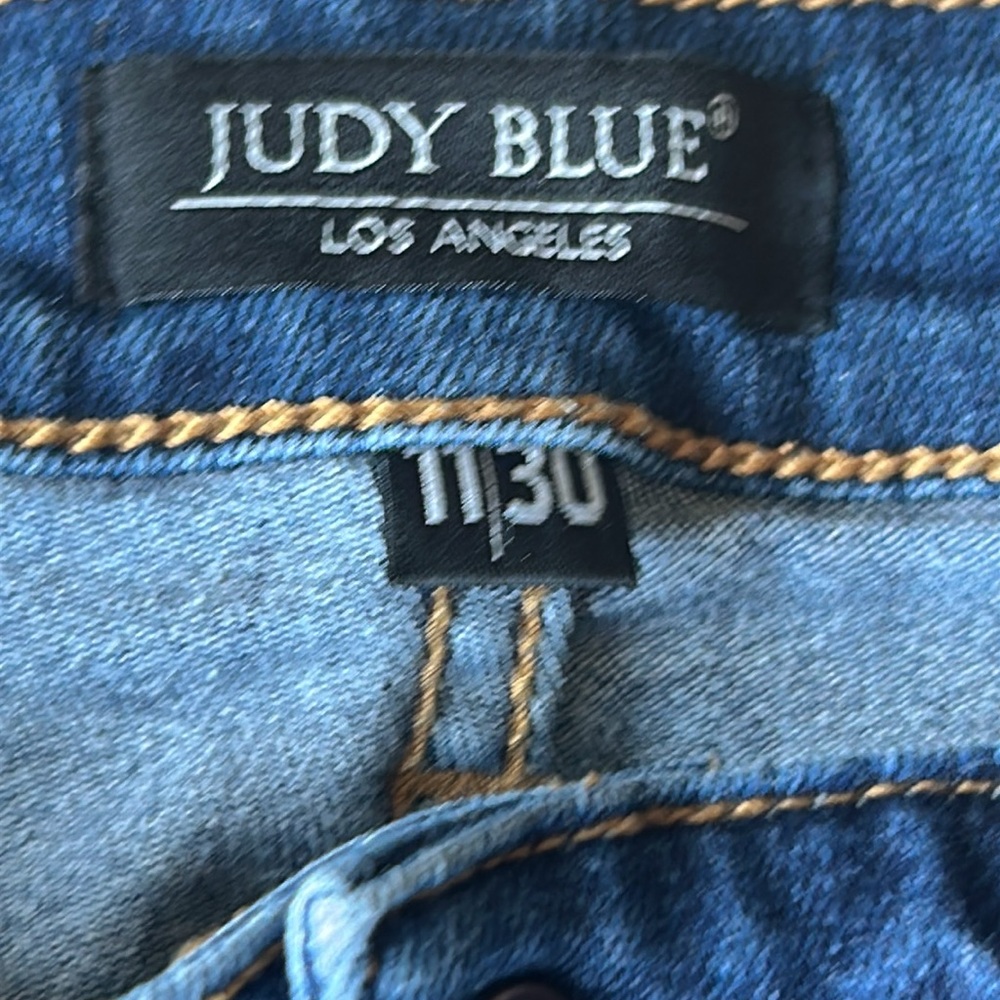 Judy Blue Women's Relaxed Straight Leg Blue Jeans Jr 11/30 Classic Casual - Picture 3 of 15